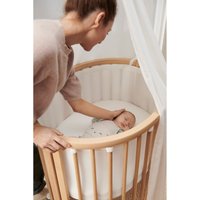 Stokke® Sleepi™ Bundle Sleepi Mini inkl. Umbausatz, 2 Matratzen und Spannbettücher, Himmelstange und Himmel